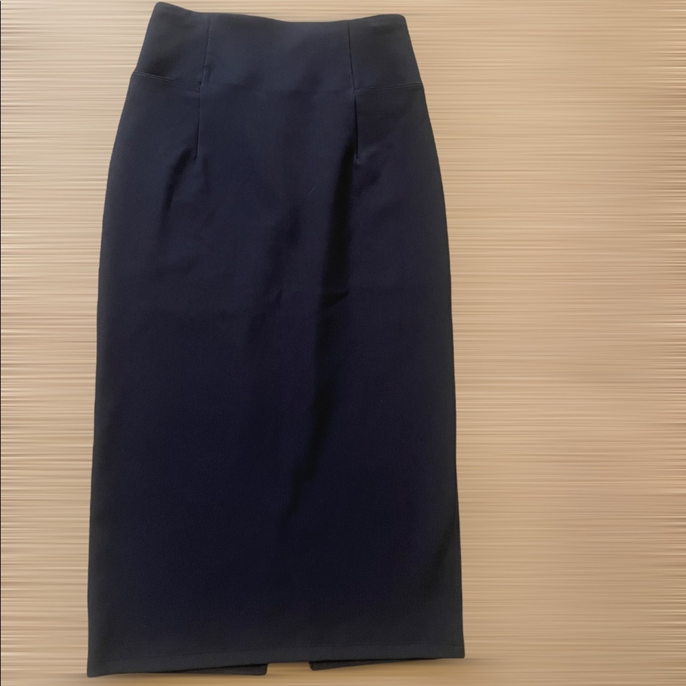 Lululemon Like New Ribbed Pencil Skirt with Pockets